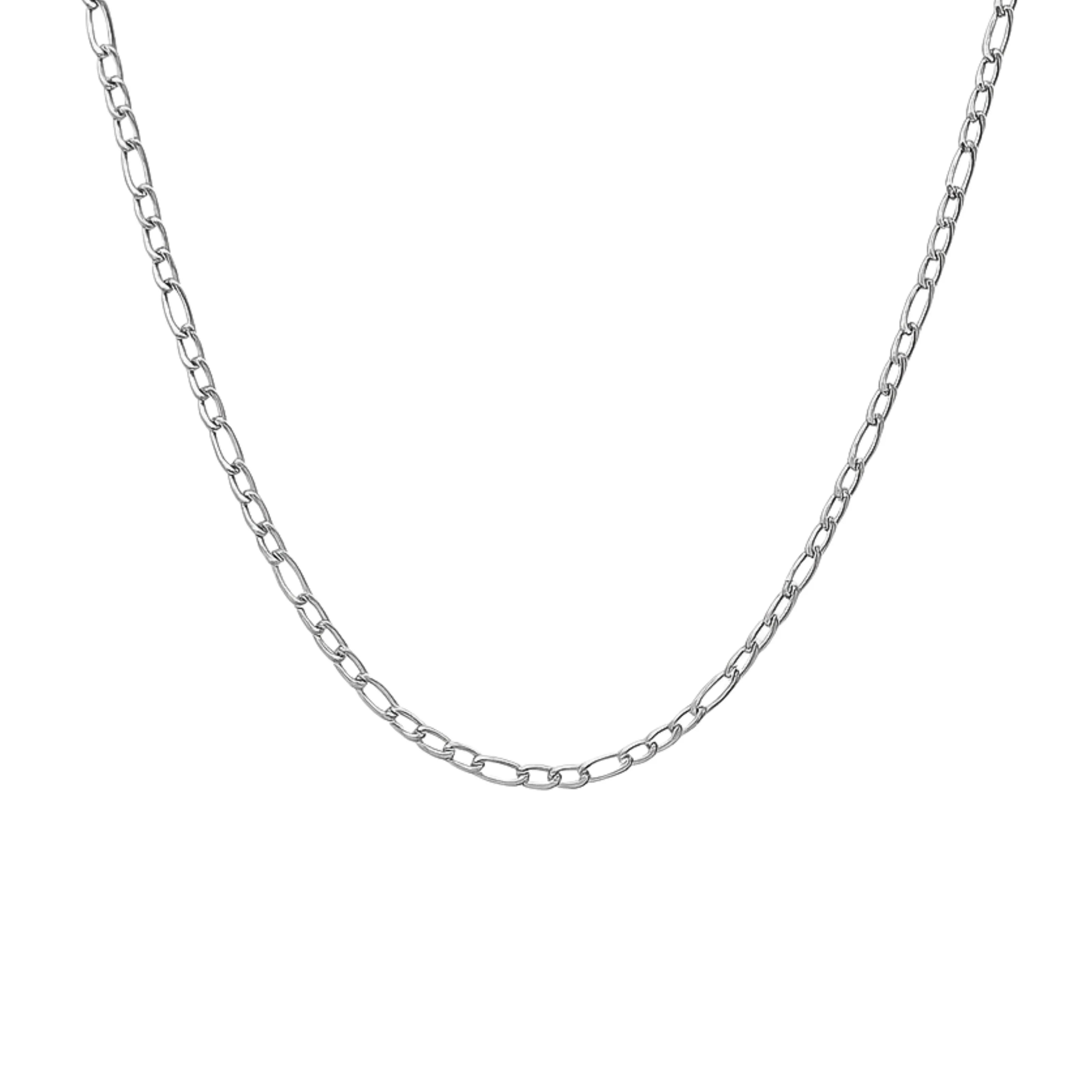 Corrente 3x1 de prata, com design elegante, ideal para ser usada sozinha ou com pingentes.